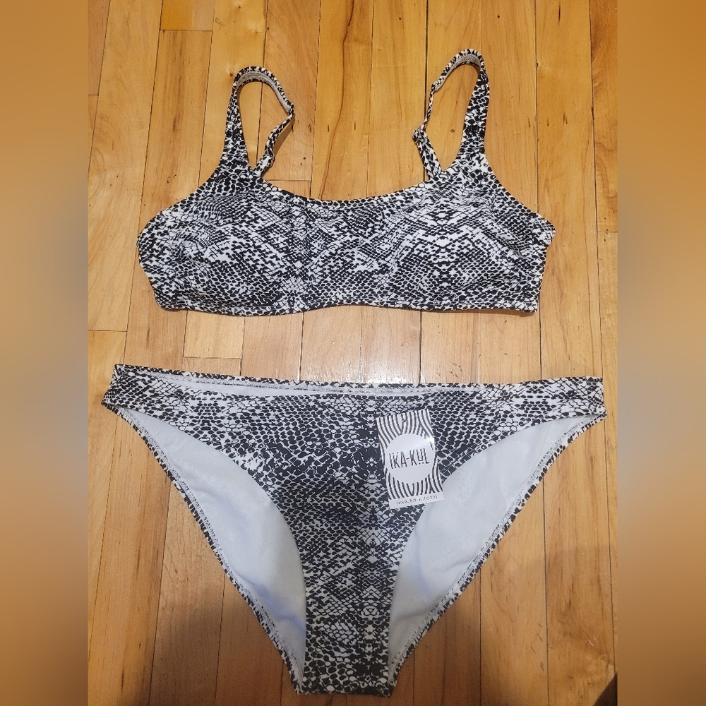 Women's Bikini Size XL
